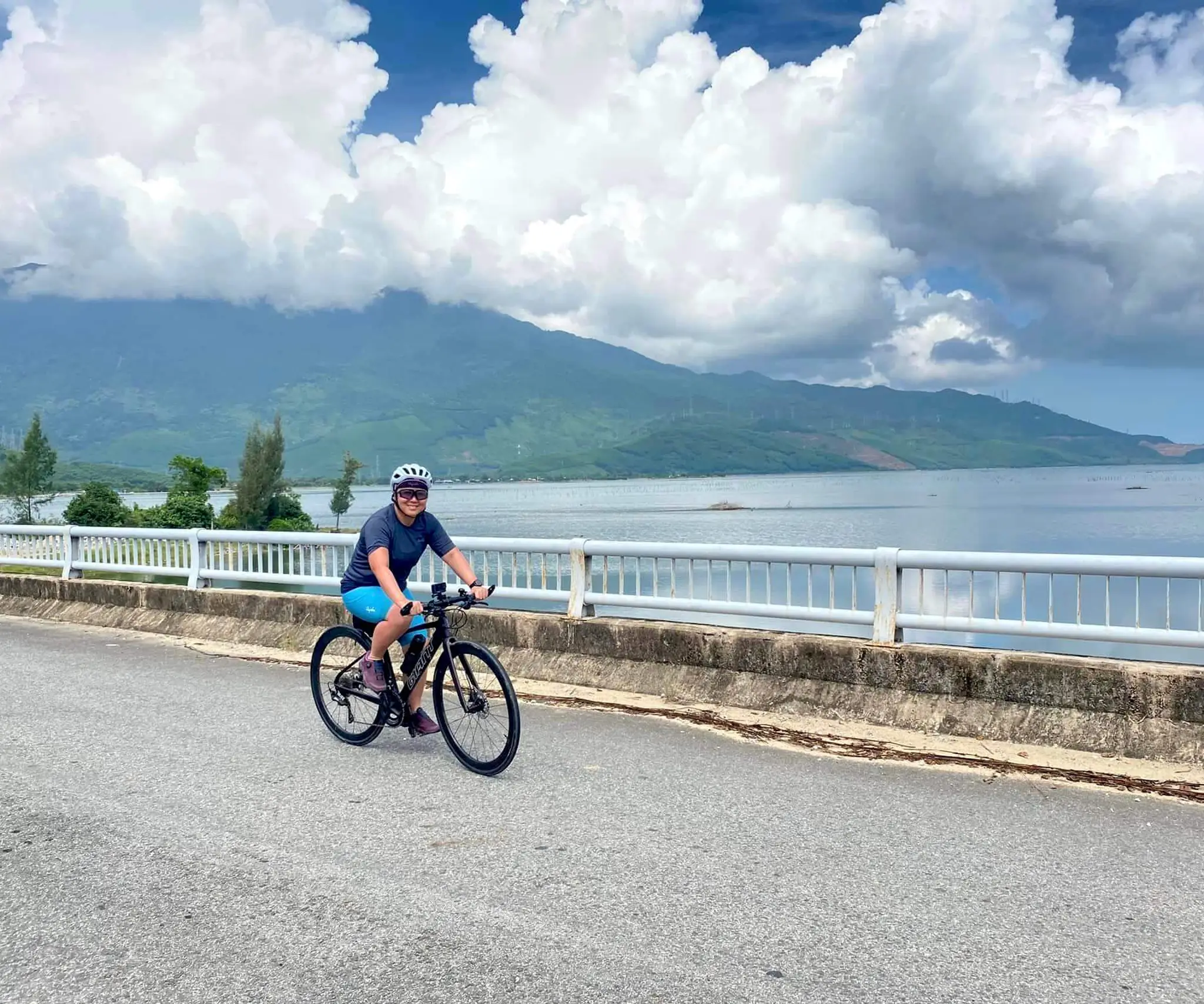 Hoi An Bike Tour to Hue 1 Day